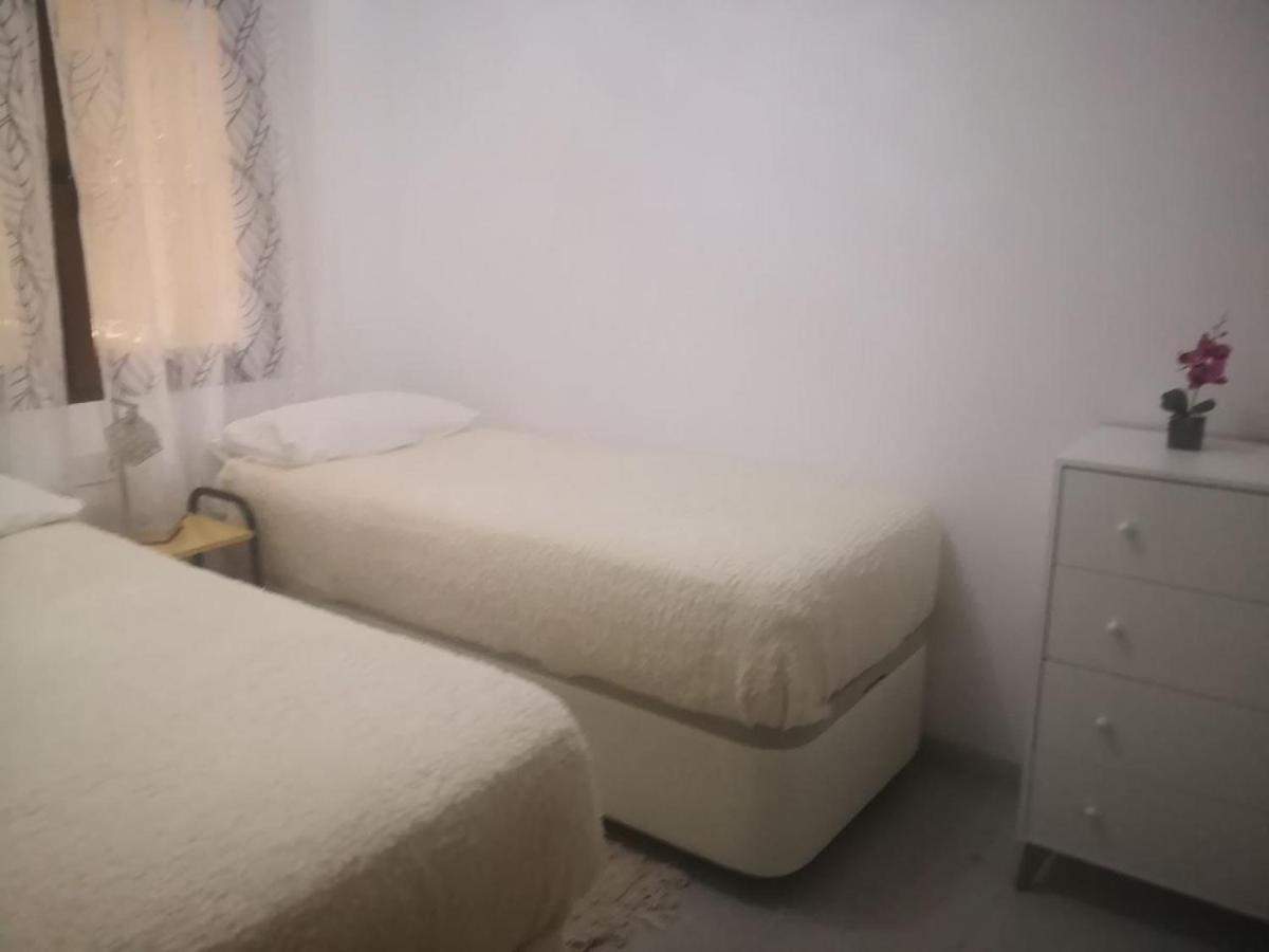 Apartment To Rent In Costa Blanca Торевиеха Екстериор снимка