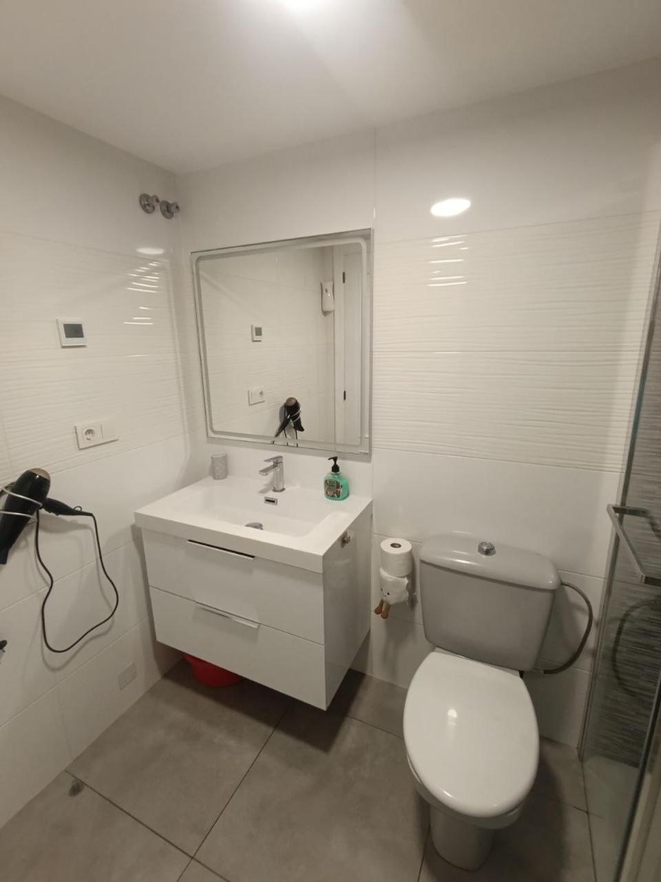 Apartment To Rent In Costa Blanca Торевиеха Екстериор снимка