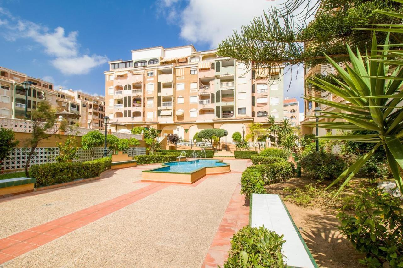 Apartment To Rent In Costa Blanca Торевиеха Екстериор снимка